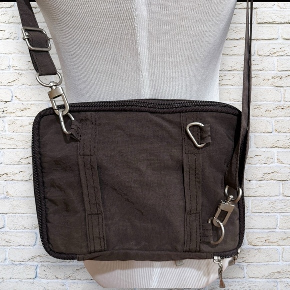 Baggallini Brown Crossbody Bag with Adjustable Strap - Picture 8 of 8